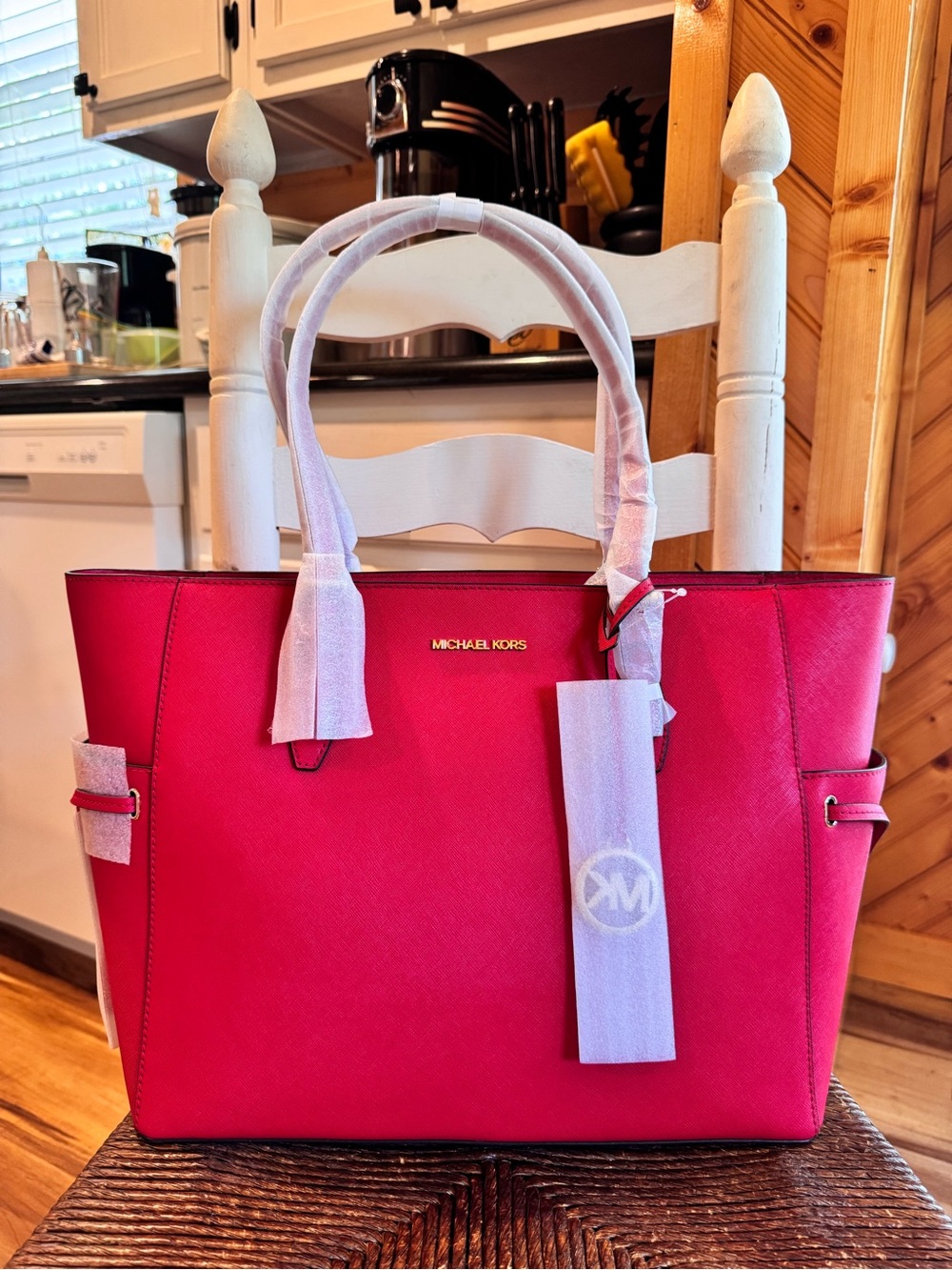 NWT Michael Kors Gilly Large Drawstring Tote Red Saffiano Leather $558 MSRP